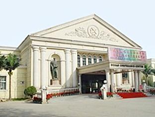 Hotel Debao Hotspring Conference Center